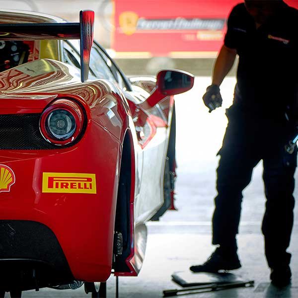 Professional Towing Service in Dubai