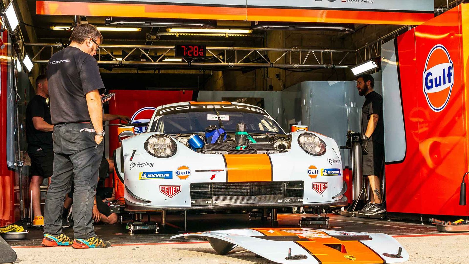 Towing Service Dubai